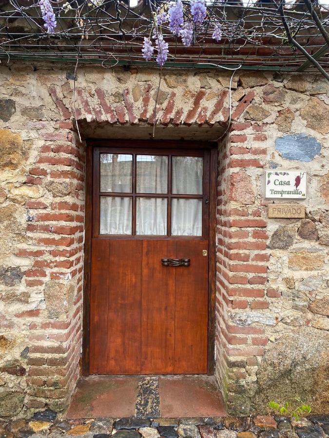 Casas Rurales Monasterio De Rocamador Almendral Exterior photo